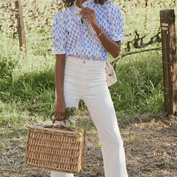 TUCKRENUCK PINK CITY PRINTS SKY BUTA VERA BUTTON FRONT EYELET BLOUSE SIZE SMALL - Picture 3 of 12